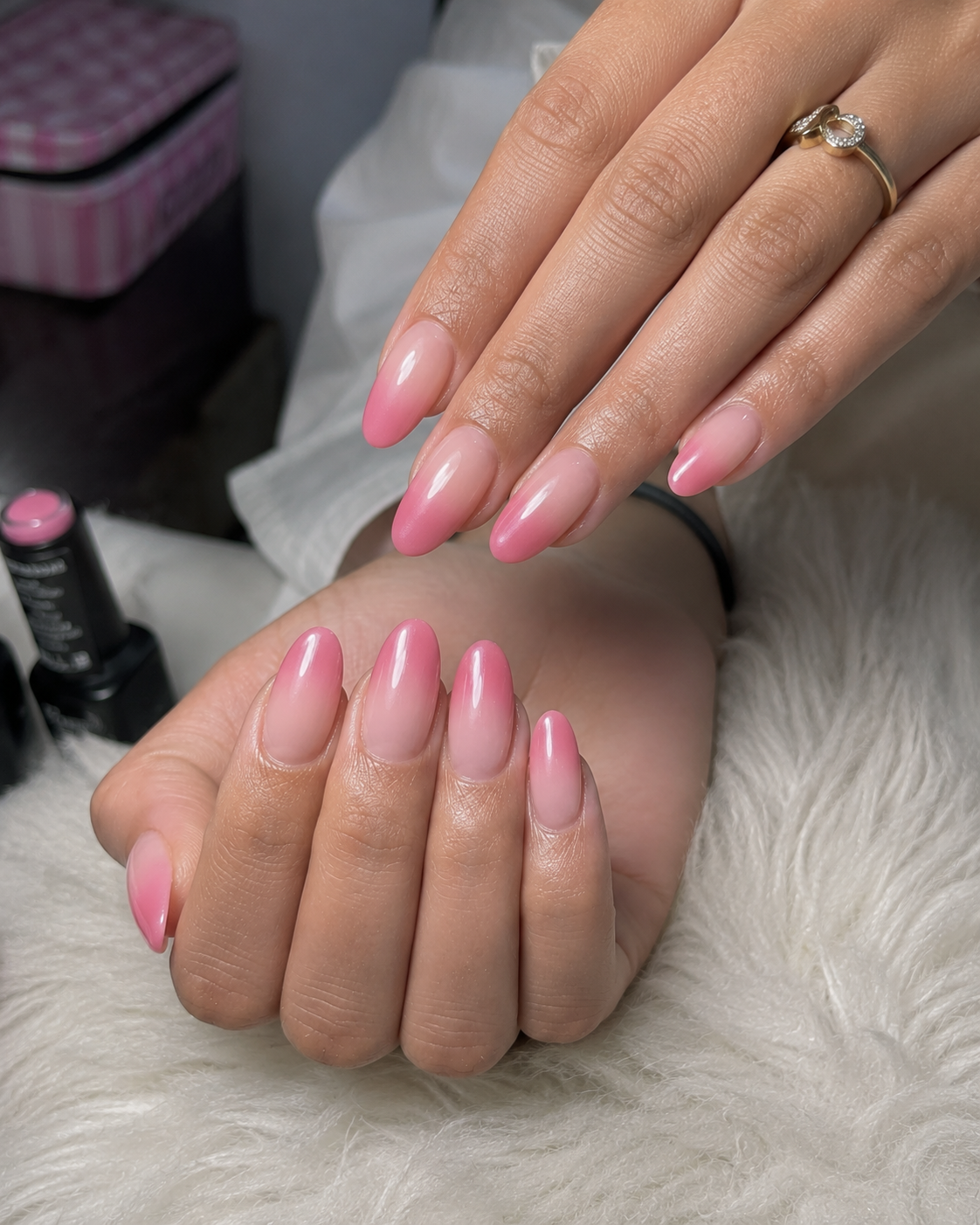 Ombre nails